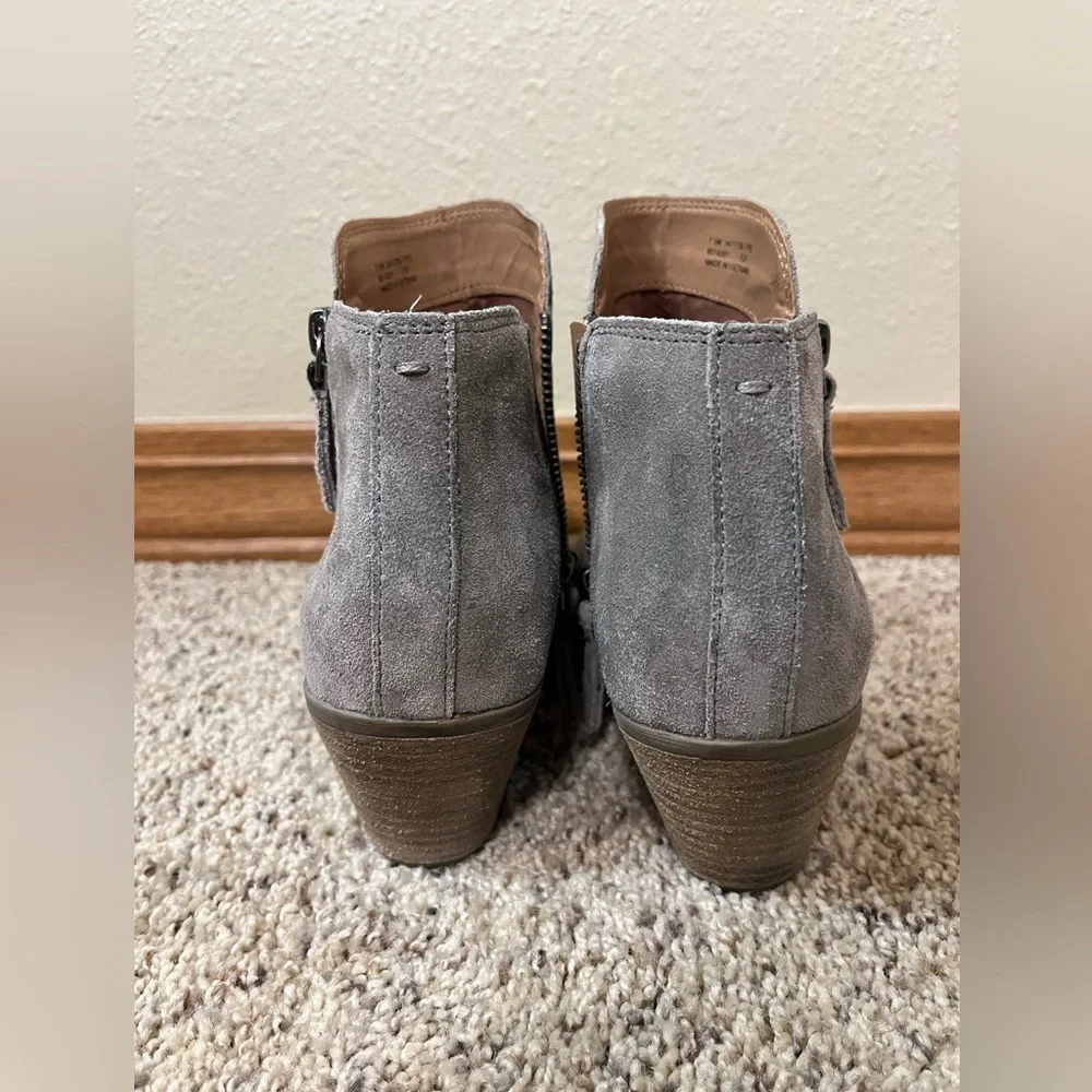 FRYE Judith bootie Double zip Suede Sz 7.5